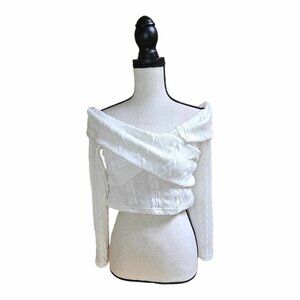 NWT BriDGE White Knit Top Off-The-Shoulder Size L